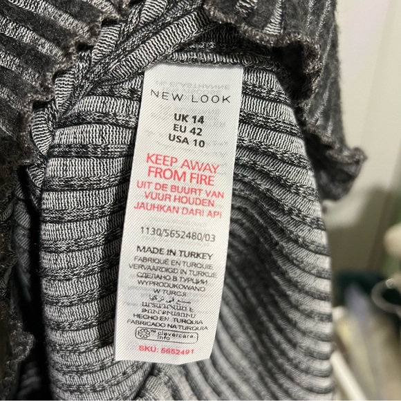 Bell Sleeve Mock-Neck Top - Picture 3 of 4